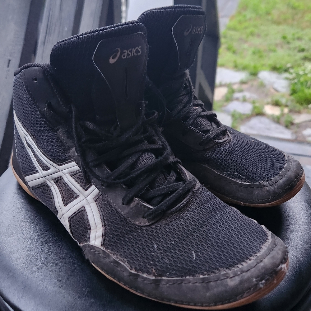 Asics Wrestling Shoes